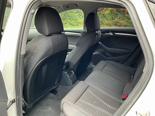 2018 audi a3 limousine personenauto - afbeelding 41 van  48