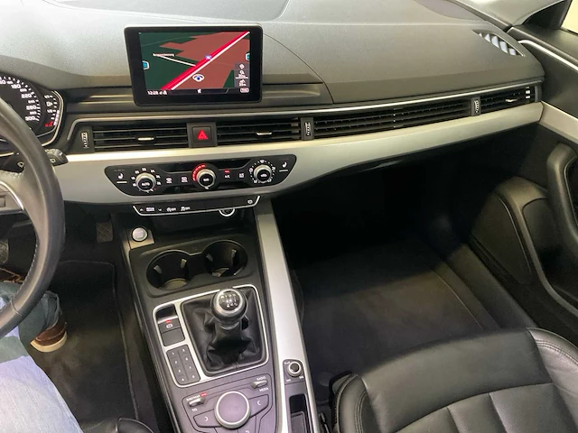 2018 audi a4 avant g-tron personenauto - afbeelding 13 van  37