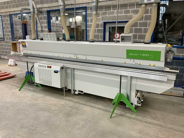 2018 biesse akron 1300 volautomatisch kantaanlijmmachine - afbeelding 1 van  14