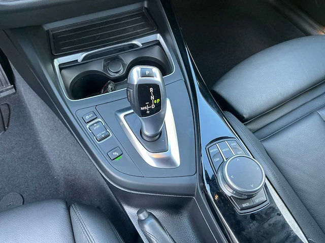2018 bmw 118i personenauto - afbeelding 20 van  28