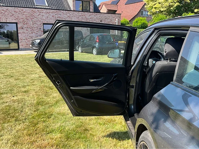 2018 bmw 318d - afbeelding 15 van  42