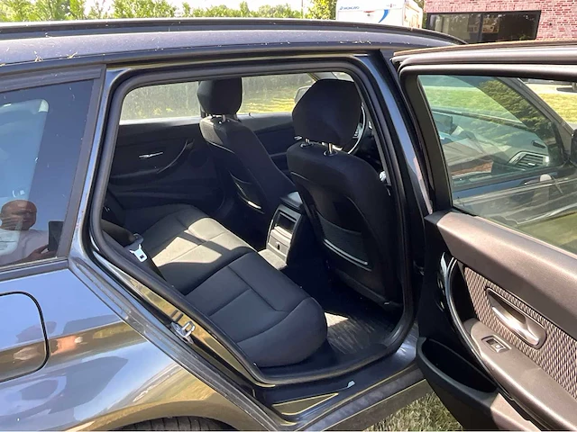 2018 bmw 318d - afbeelding 24 van  42