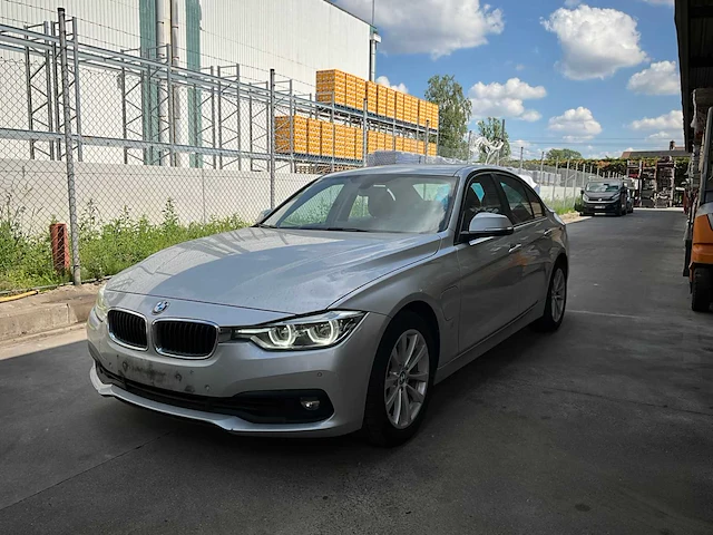 2018 bmw 330e iperformance personenauto - afbeelding 1 van  51