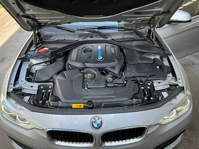 2018 bmw 330e iperformance personenauto - afbeelding 13 van  51
