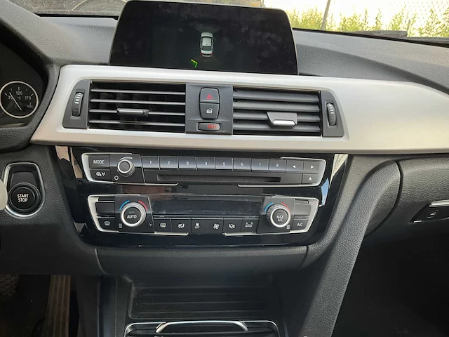 2018 bmw 330e iperformance personenauto - afbeelding 25 van  51