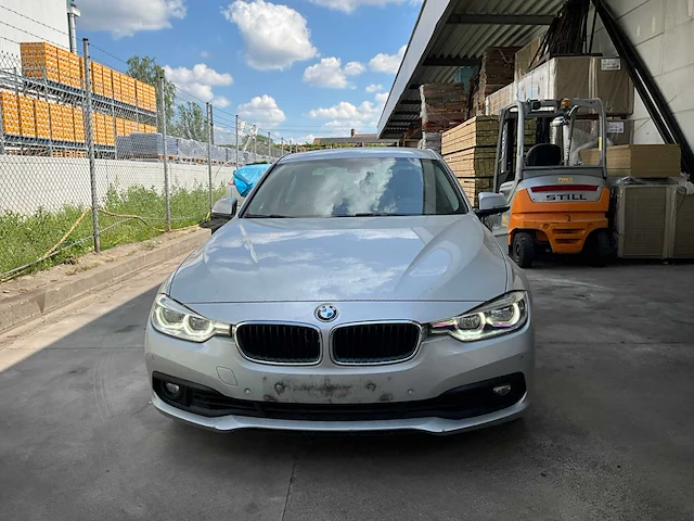 2018 bmw 330e iperformance personenauto - afbeelding 34 van  51