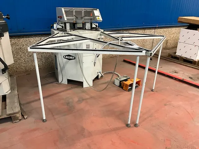 2018 calvet a6757 framepers - afbeelding 1 van  9