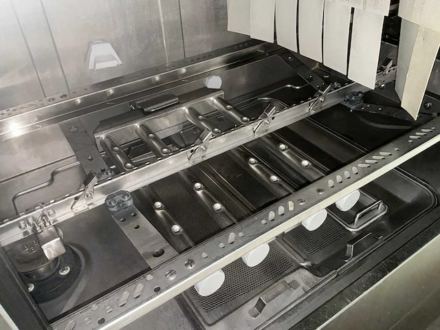 2018 comenda ac2p6 korvenvaatwasmachine lijn - afbeelding 10 van  13
