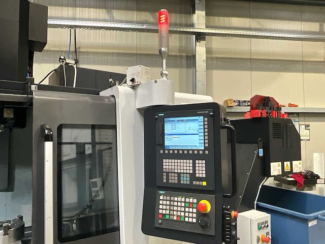2018 doosan dnm 5700 cnc-bewerkingscentra - afbeelding 11 van  38