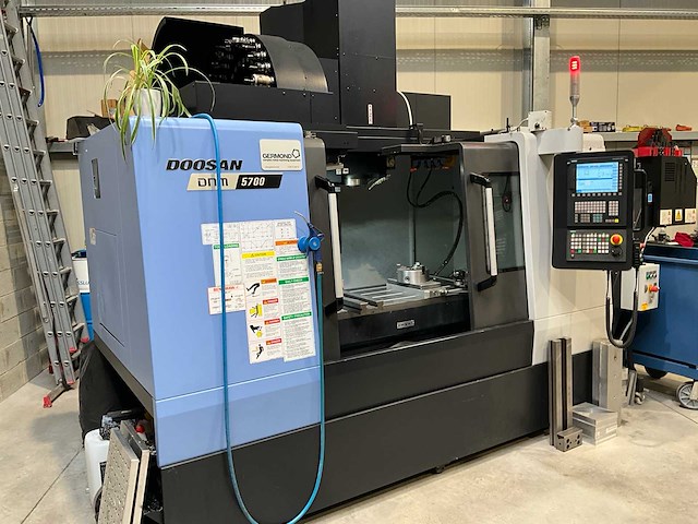2018 doosan dnm 5700 cnc-bewerkingscentra - afbeelding 12 van  38