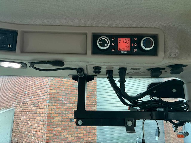 2018 fendt 724 s4 profiplus - afbeelding 28 van  38