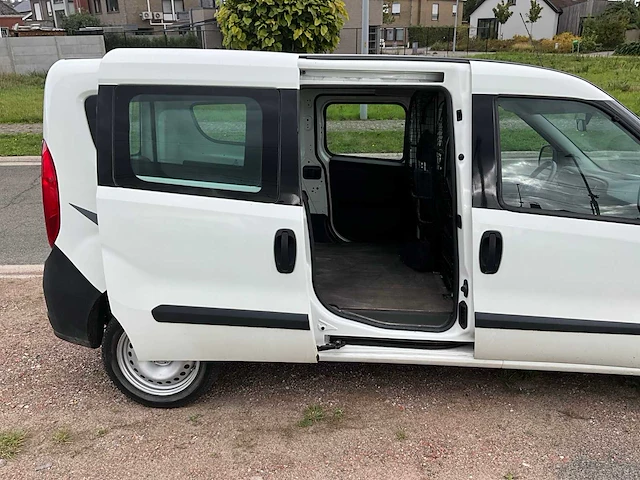 2018 fiat doblo - afbeelding 27 van  44