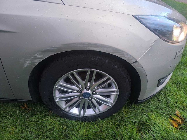 2018 | ford | focus 1.0 ecoboost | benzine | euro 6b - afbeelding 32 van  42