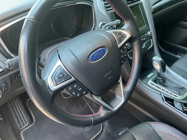 2018 ford mondeo st line break - afbeelding 18 van  57