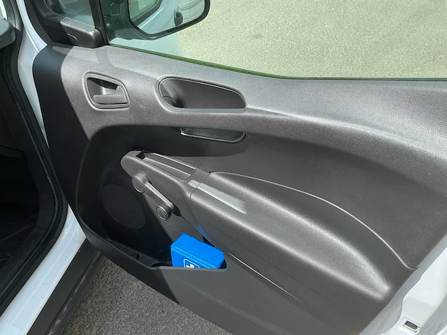 2018 ford transit courier jn8 lichte vracht - afbeelding 26 van  50