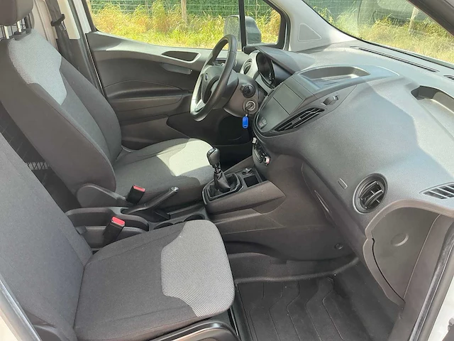 2018 ford transit courier jn8 lichte vracht - afbeelding 29 van  50
