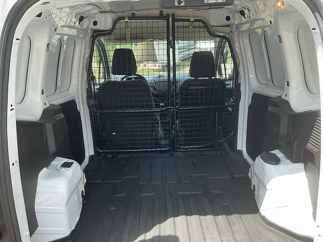 2018 ford transit courier jn8 lichte vracht - afbeelding 31 van  50