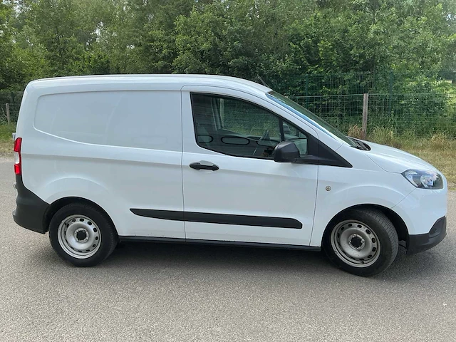 2018 ford transit courier jn8 lichte vracht - afbeelding 47 van  50