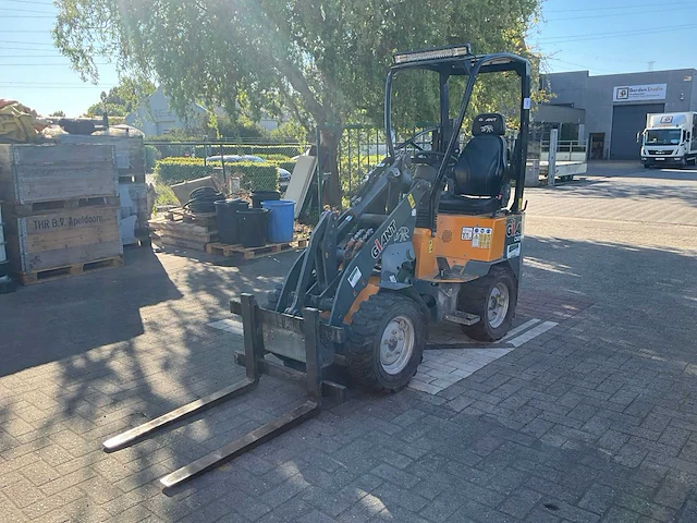 2018 giant d2545sw kniklader - afbeelding 1 van  34