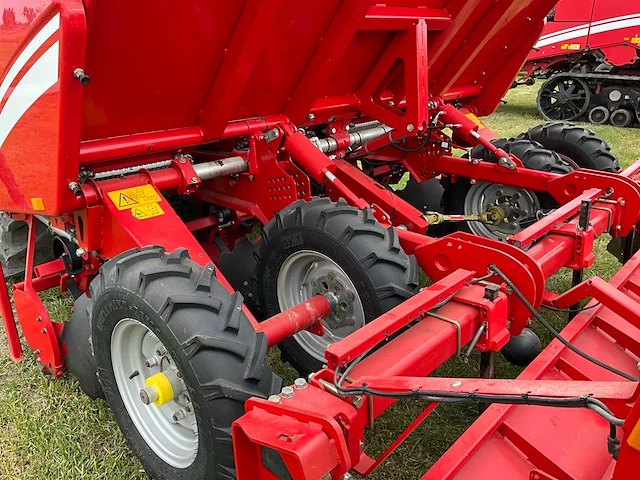 2018 grimme gl420 aardappelplanter - afbeelding 23 van  23