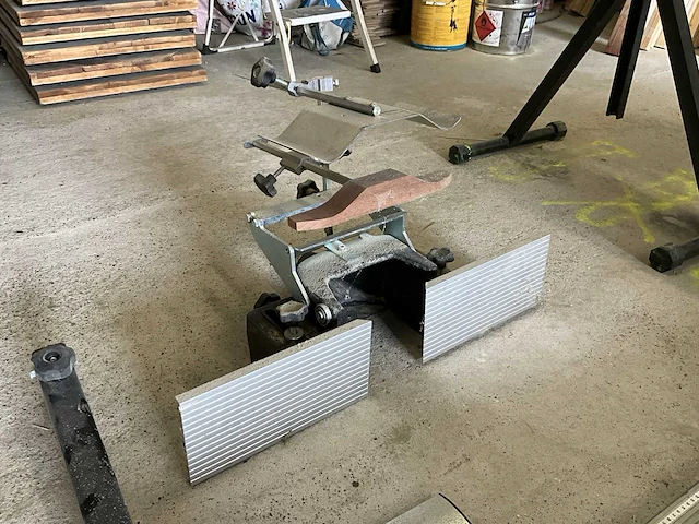2018 haco chambon p31m combi paneelcirkelzaagmachine - afbeelding 24 van  26