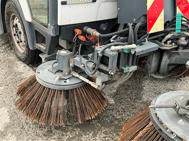 2018 hako citymaster 2200 straatveegmachine - afbeelding 3 van  33