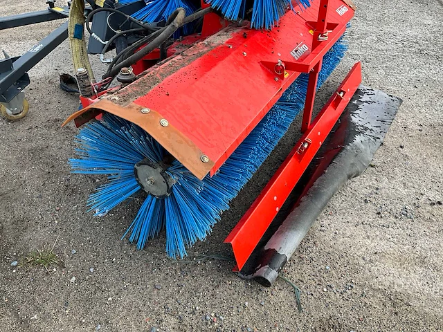 2018 hako citymaster 2200 straatveegmachine - afbeelding 24 van  33