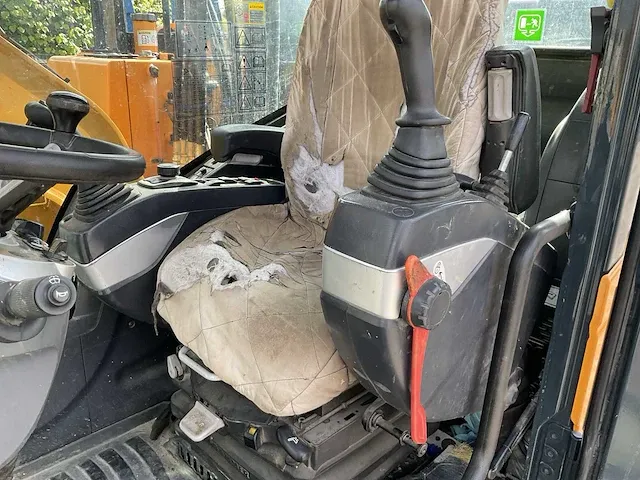 2018 hyundai hw140 banden graafmachine - afbeelding 4 van  20