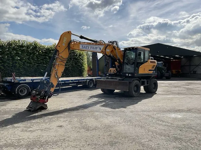 2018 hyundai hw140 banden graafmachine - afbeelding 1 van  20