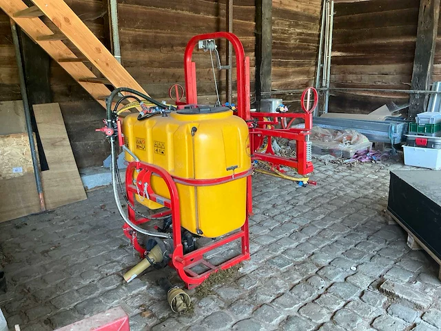 2018 jar-met p128 sproeier - afbeelding 1 van  16