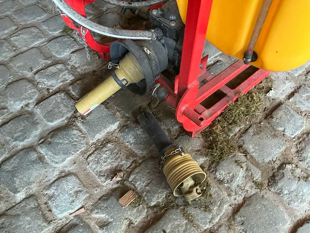2018 jar-met p128 sproeier - afbeelding 12 van  16