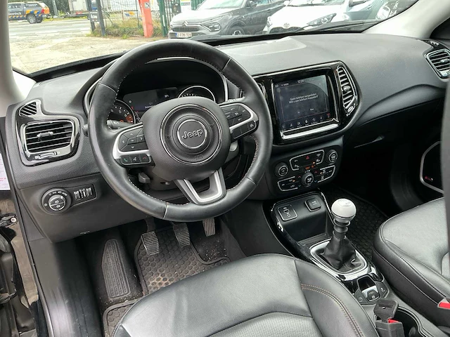 2018 jeep compass benzine - afbeelding 2 van  35