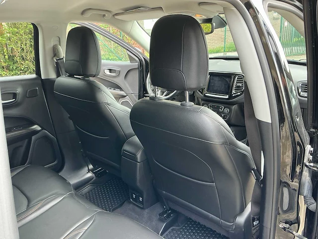 2018 jeep compass benzine - afbeelding 10 van  35