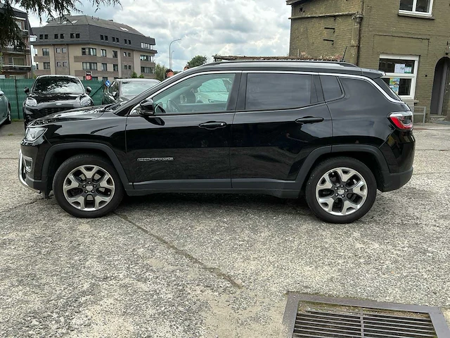2018 jeep compass benzine - afbeelding 32 van  35