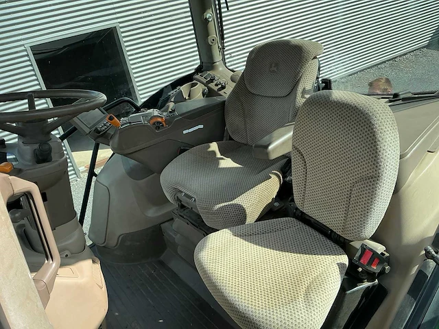 2018 john deere 6230r vierwielaangedreven landbouwtractor - afbeelding 6 van  22