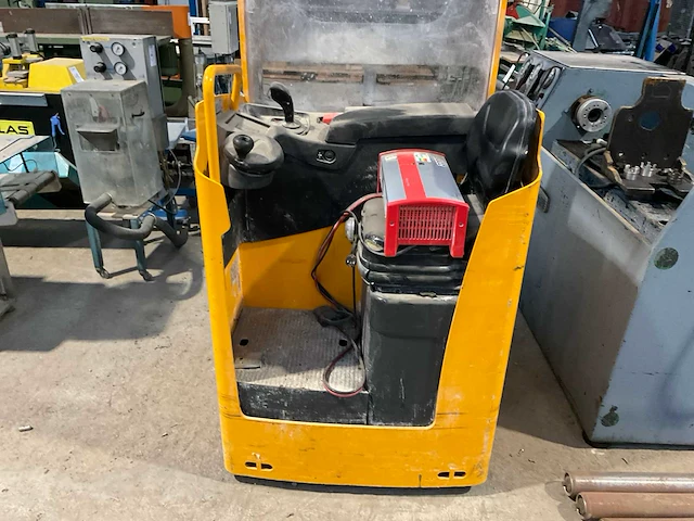 2018 jungheinrich esc328 reach truck - afbeelding 14 van  16