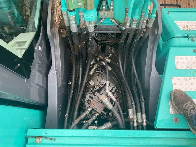 2018 kobelco sk210lc-10 rupsgraafmachine - afbeelding 16 van  41