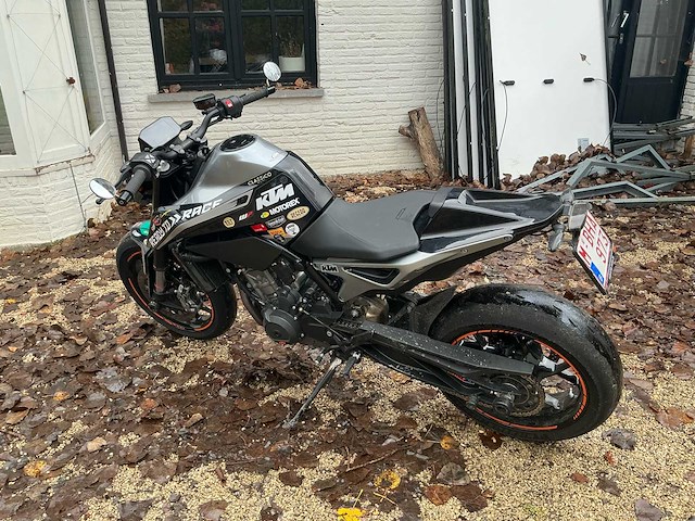 2018 ktm duke 790 motorfiets - afbeelding 18 van  21