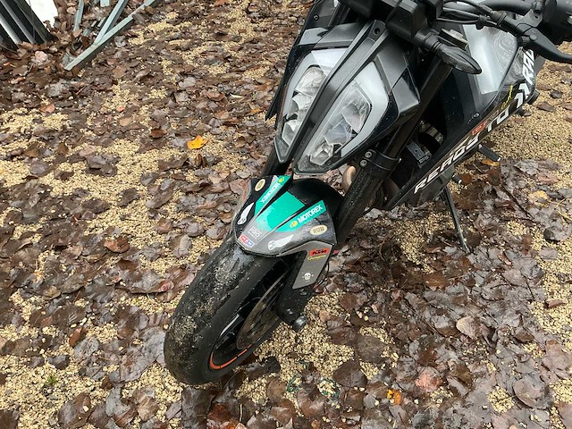 2018 ktm duke 790 motorfiets - afbeelding 19 van  21