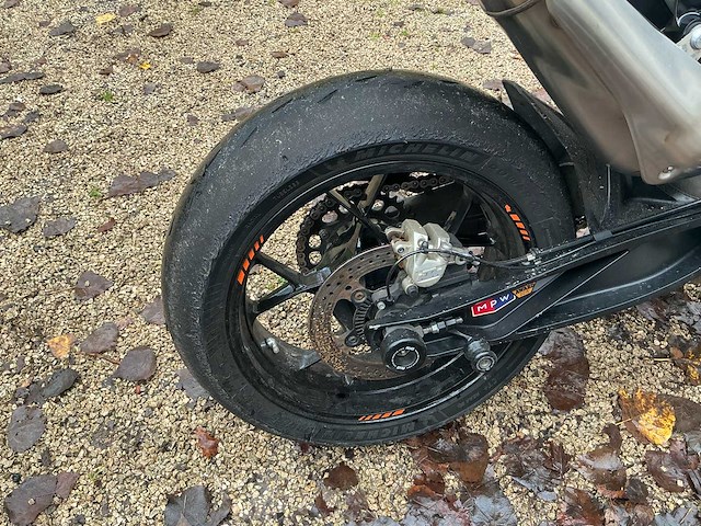 2018 ktm duke 790 motorfiets - afbeelding 21 van  21
