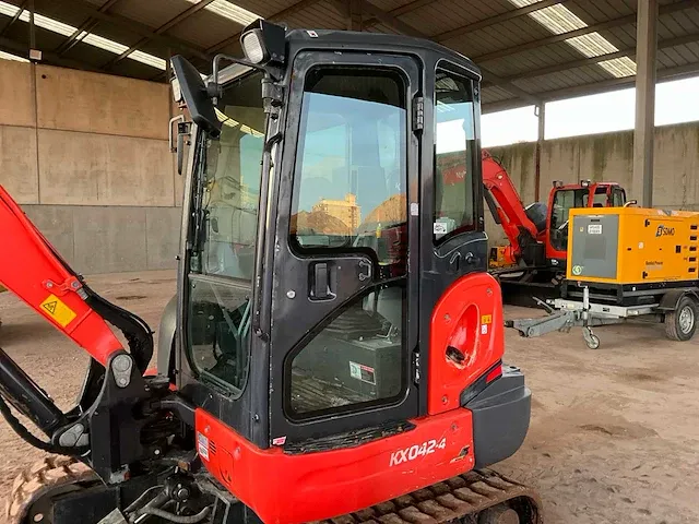 2018 kubota kx042-4 midigraafmachine - afbeelding 24 van  24