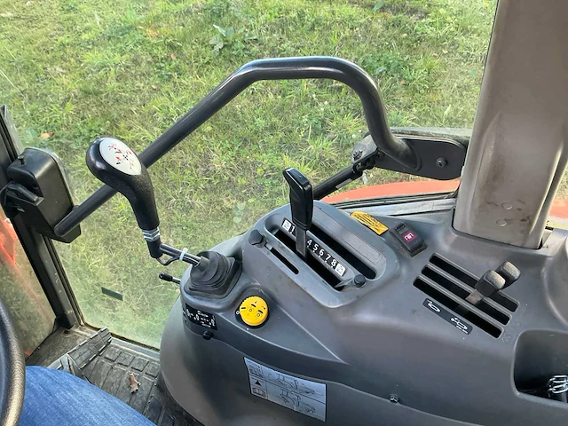 2018 kubota l2501 minitractor - afbeelding 17 van  30