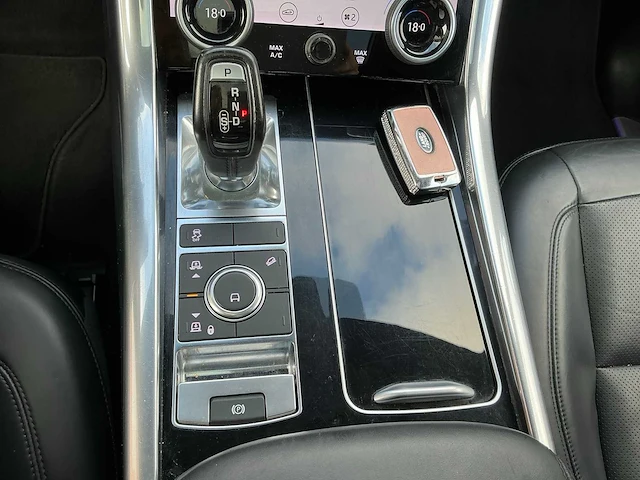 2018 land rover range rover sportwagen - afbeelding 16 van  55