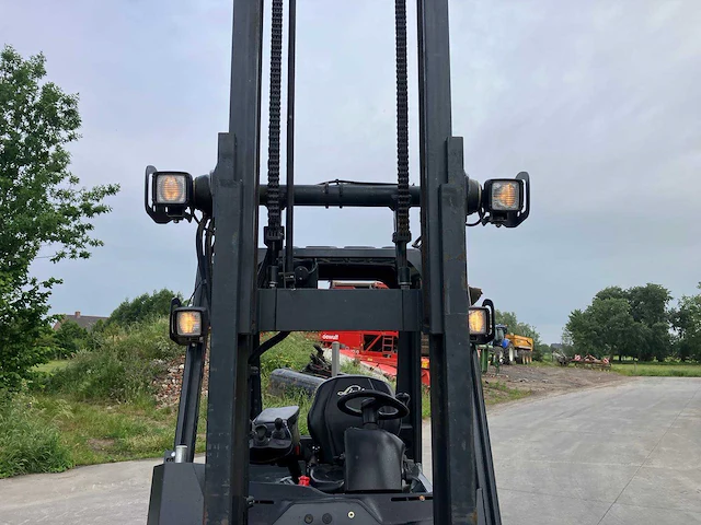 2018 linde e35 vorkheftruck - afbeelding 9 van  57