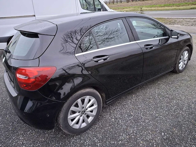 2018 mercedes-benz a 160 d - personenauto - afbeelding 16 van  21