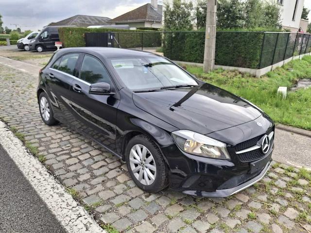 2018 mercedes-benz a 160 d stationwagen - afbeelding 12 van  30