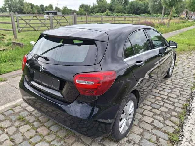 2018 mercedes-benz a 160 d stationwagen - afbeelding 23 van  30