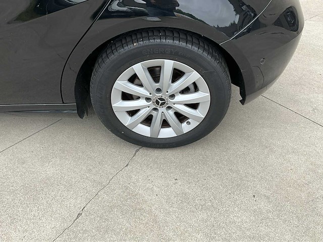 2018 mercedes-benz a160 d - afbeelding 2 van  41