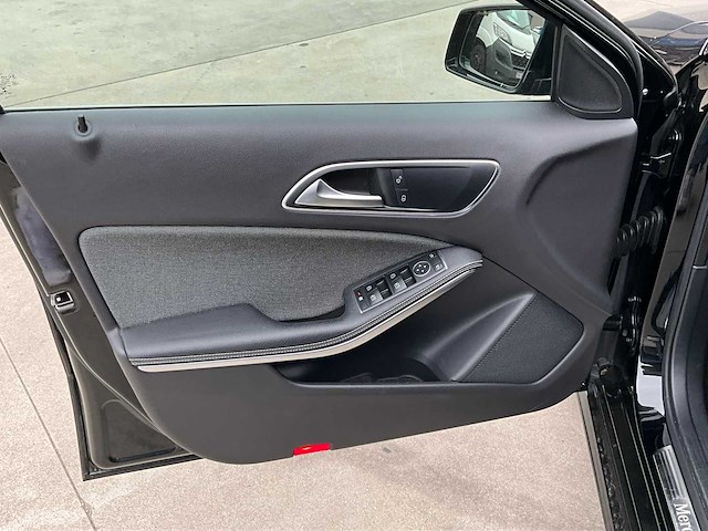 2018 mercedes-benz a160 d - afbeelding 6 van  41