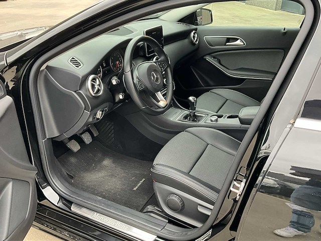 2018 mercedes-benz a160 d - afbeelding 7 van  41